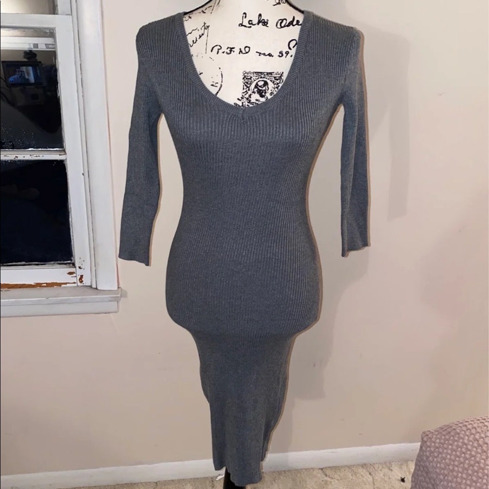 Almost Famous Vneck Dress